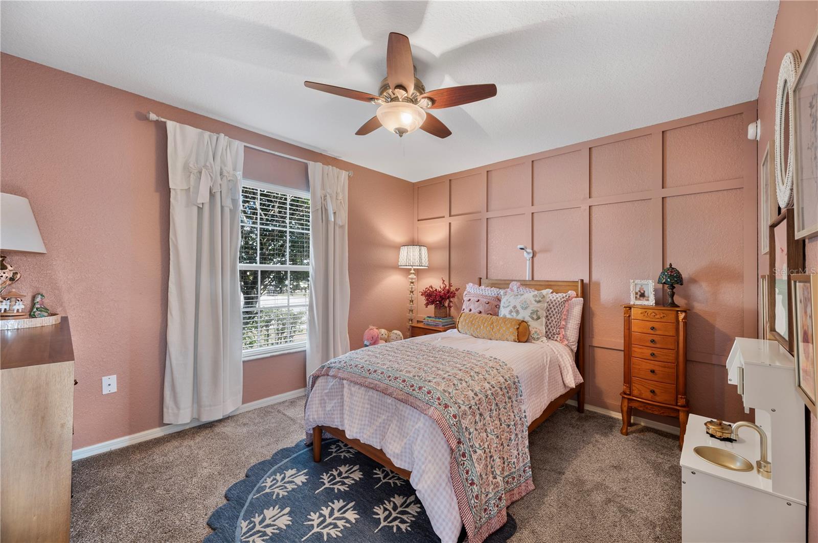 OAKFORD ESTATES - Residential