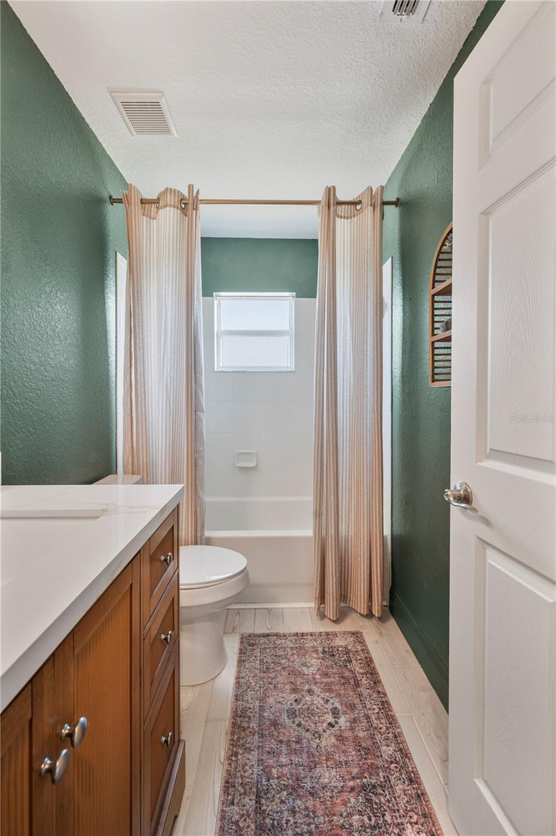 OAKFORD ESTATES - Residential