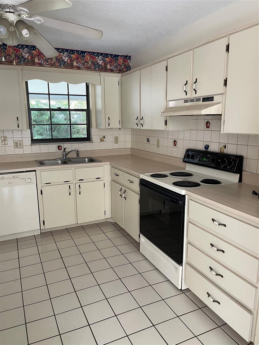 Florida Shores 01 - Residential