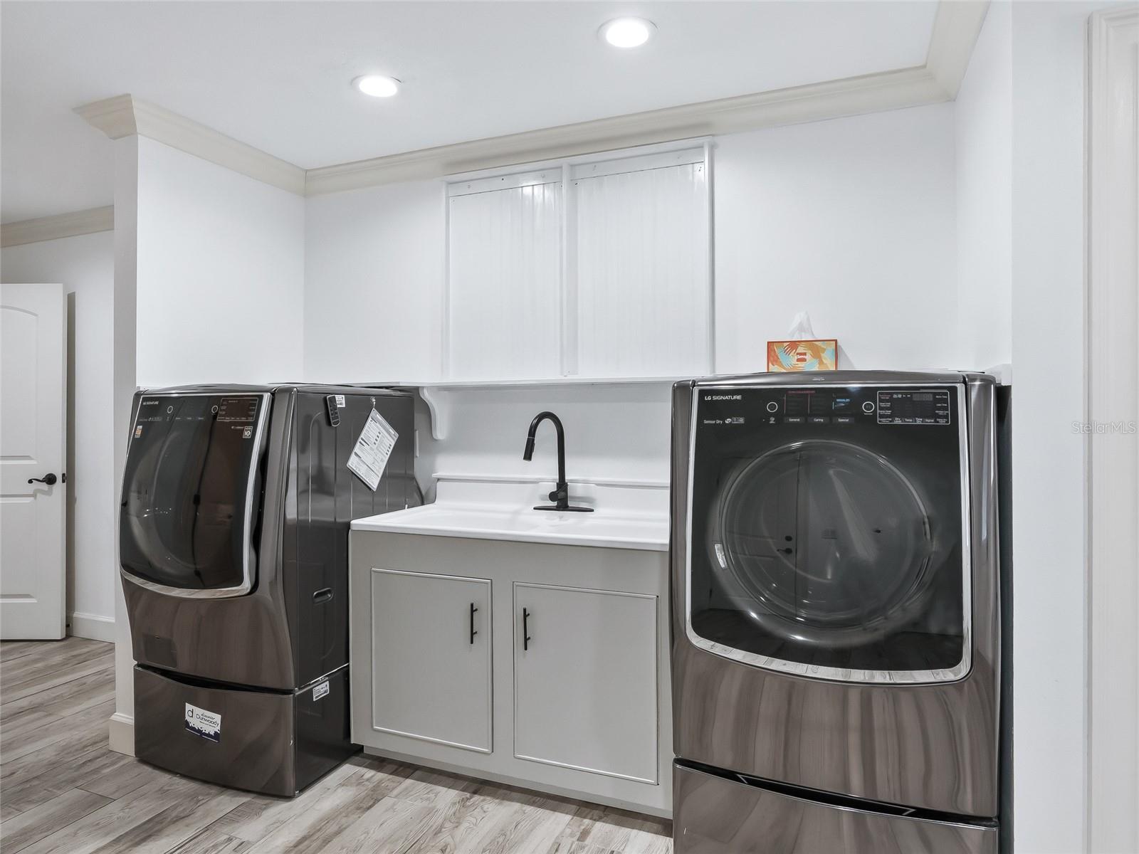 WESTGATE - Residential