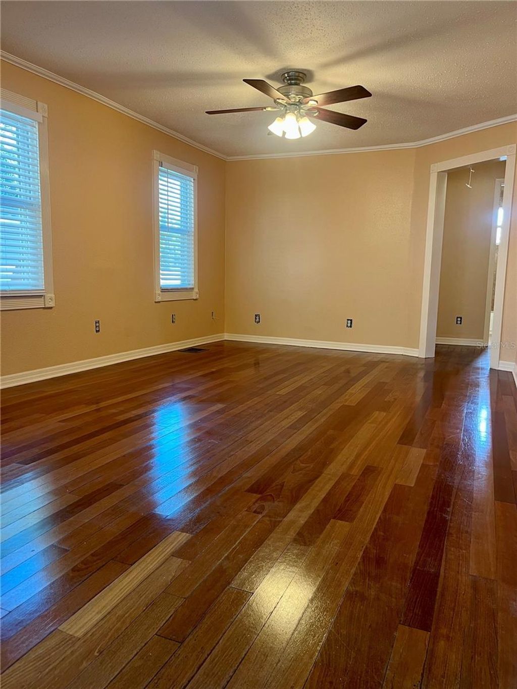 Photo of 4634 Iris Street N, St Petersburg, FL 33714 (MLS # TB8395366)