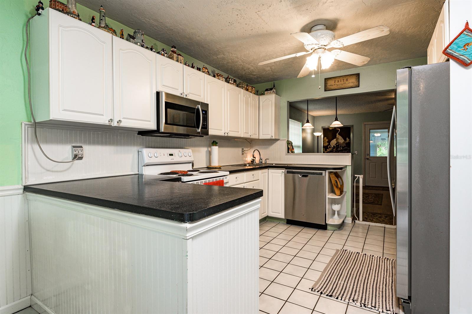 Florida Shores 01 - Residential