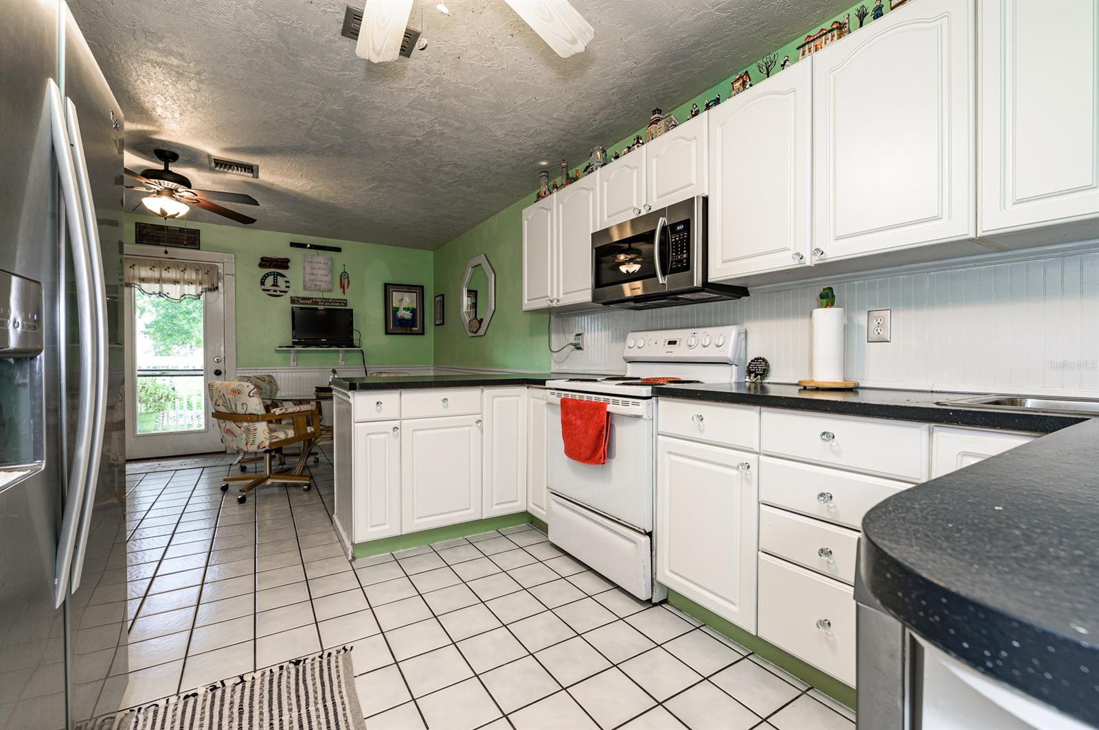 Florida Shores 01 - Residential