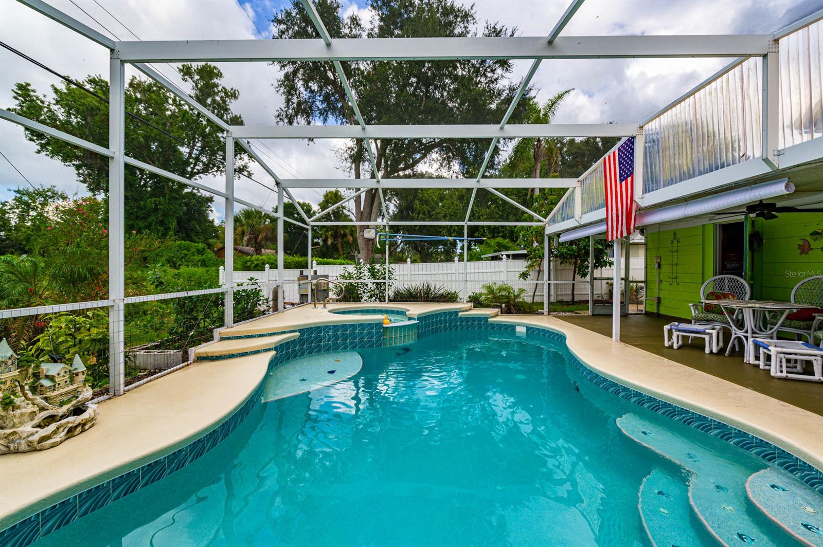 Florida Shores 01 - Residential