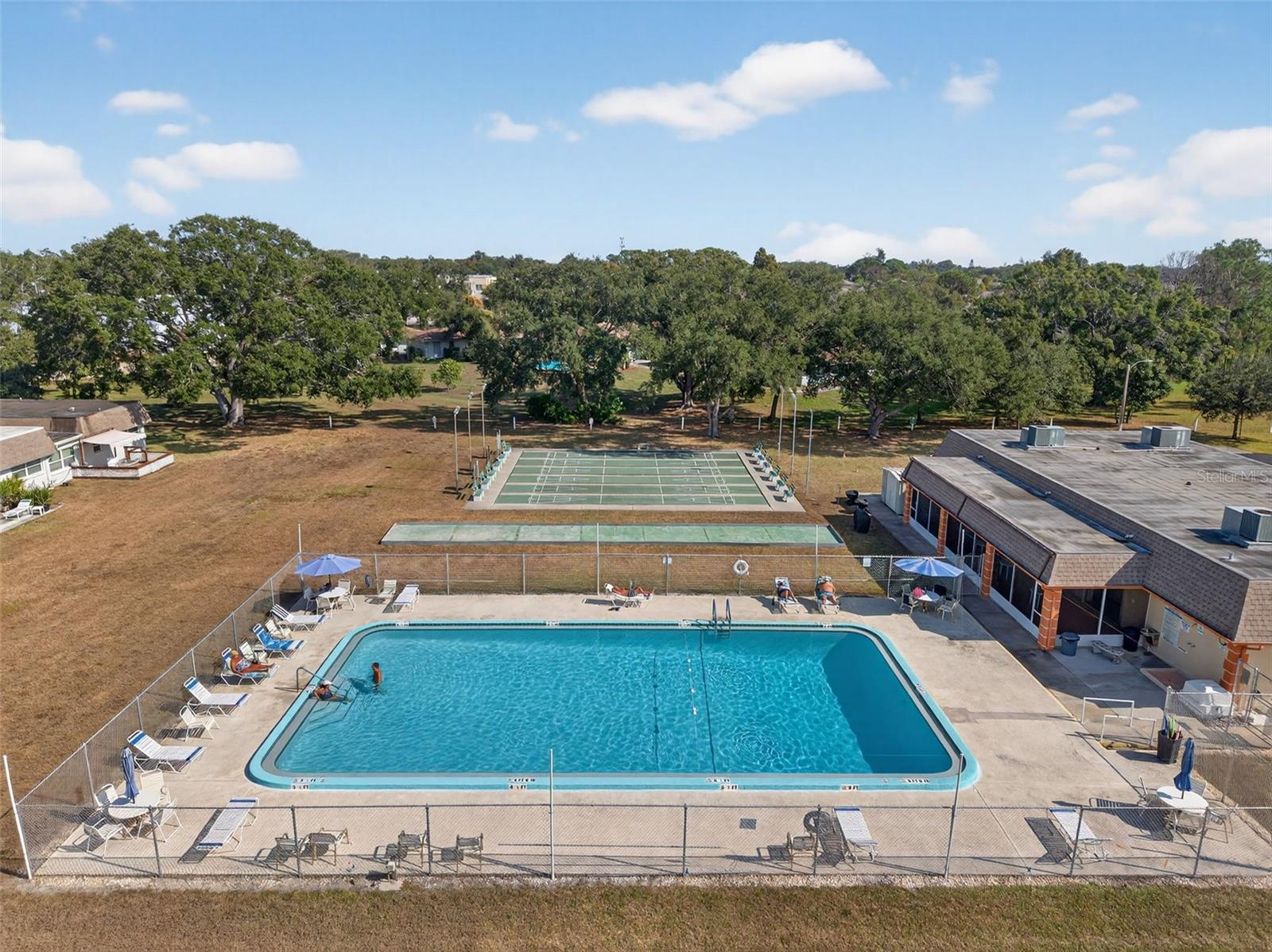 VENDOME VILLAGE - Residential