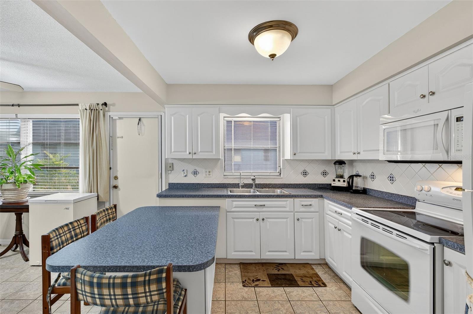 VENDOME VILLAGE - Residential