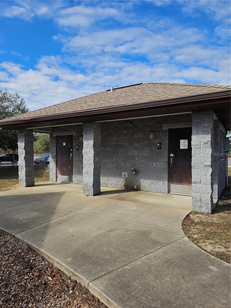 RAINBOW LAKES ESTATES - Land