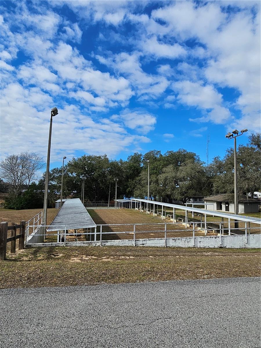 RAINBOW LAKES ESTATES - Land