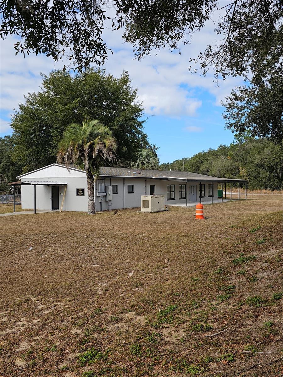 RAINBOW LAKES ESTATES - Land