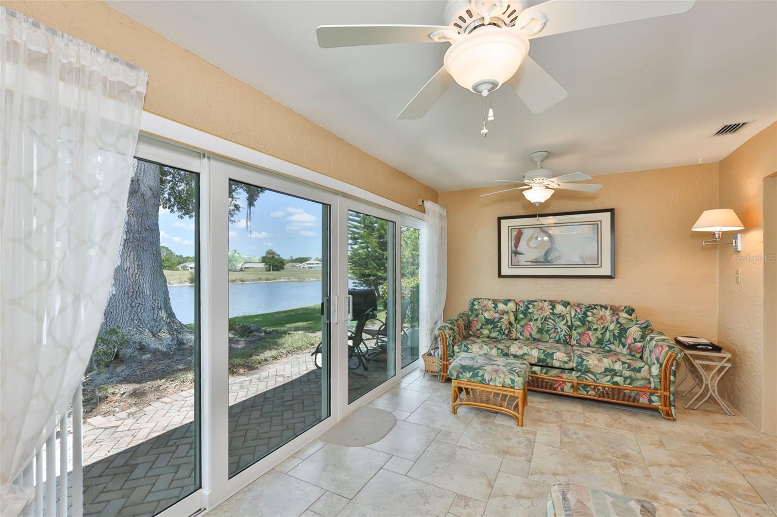 LANCASTER III CONDO - Residential