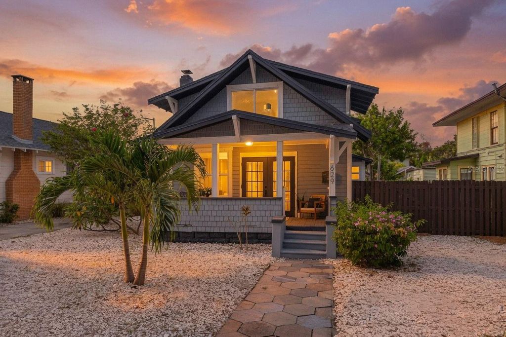 Photo of 629 6th Avenue N, St Petersburg, FL 33701 (MLS # TB8526927)