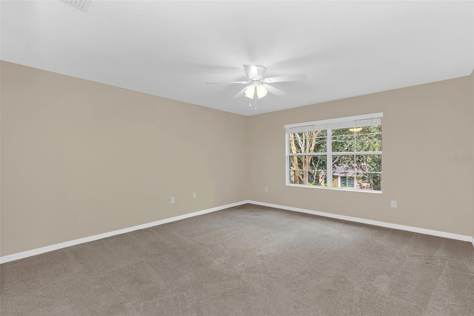 AMBERLEE TWNHMS - Residential