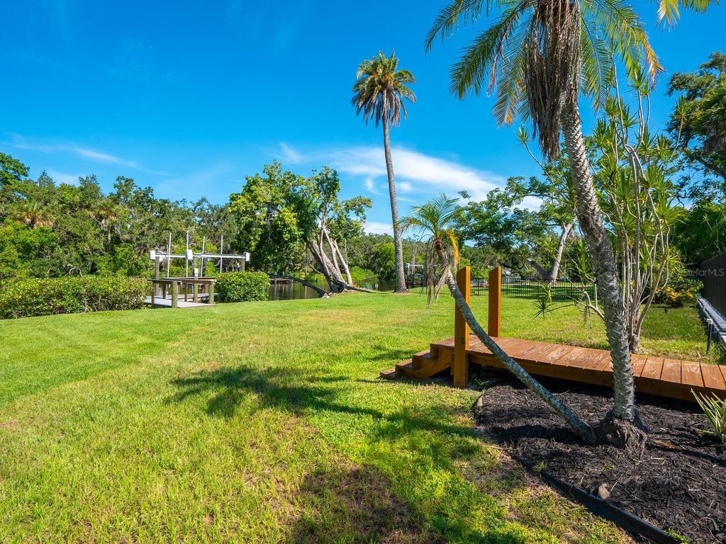 Photo of 2504 Wilkinson Road, Sarasota, FL 34231 (MLS # A4658785)
