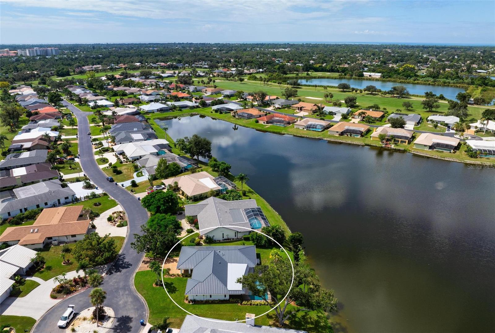 JACARANDA COUNTRY CLUB WEST VILLAGE - Residential