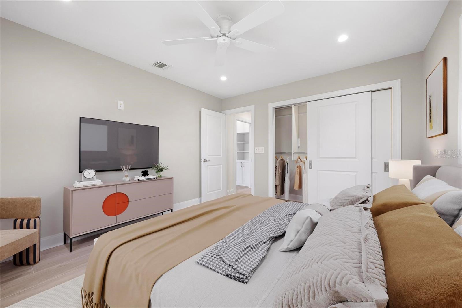 JACARANDA COUNTRY CLUB WEST VILLAGE - Residential