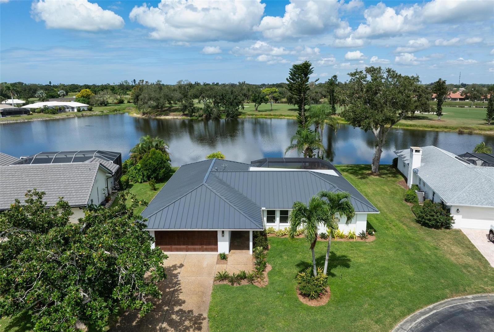 JACARANDA COUNTRY CLUB WEST VILLAGE - Residential