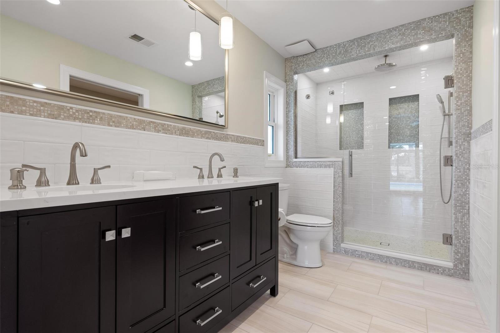JACARANDA COUNTRY CLUB WEST VILLAGE - Residential