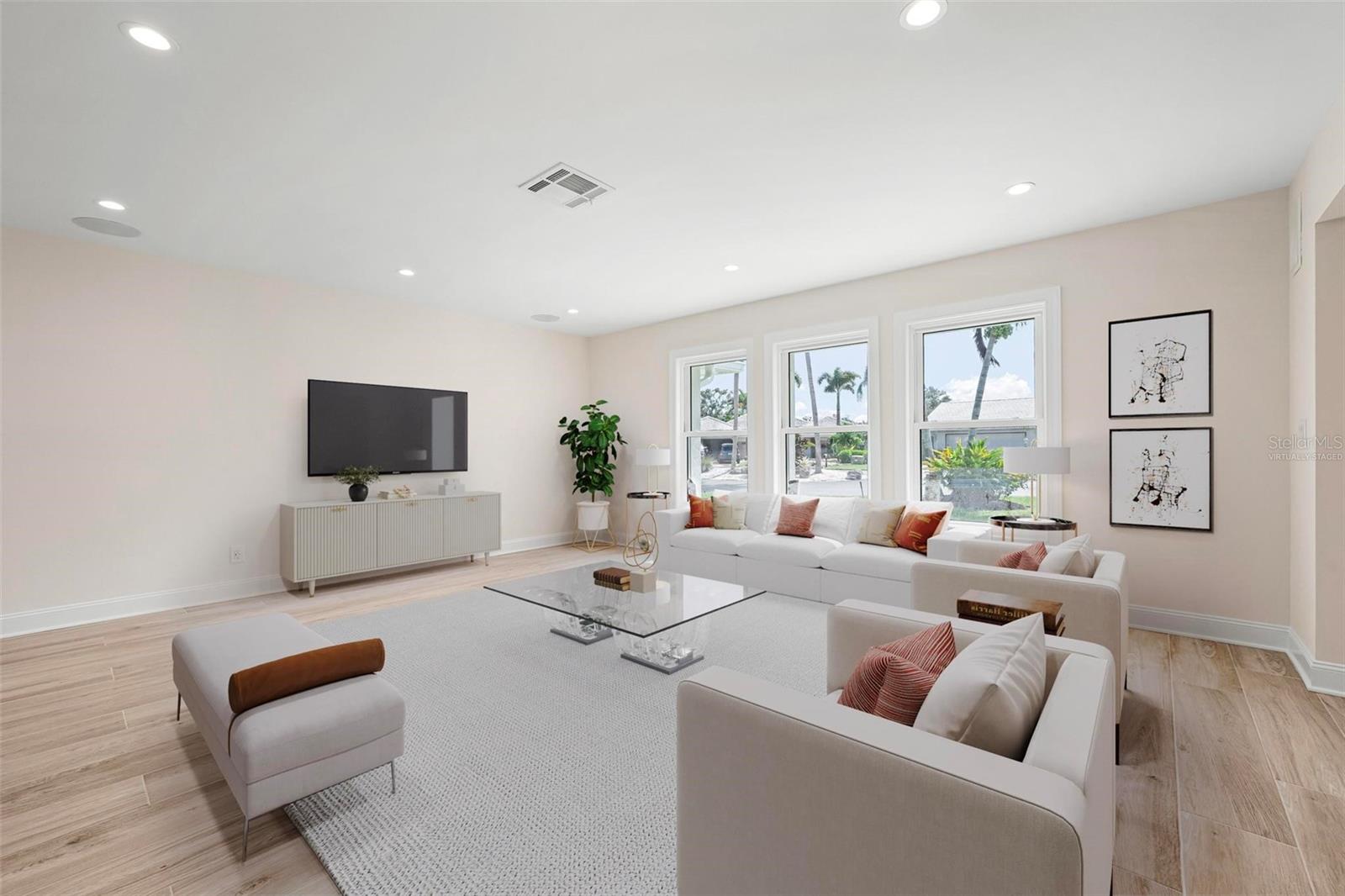 JACARANDA COUNTRY CLUB WEST VILLAGE - Residential