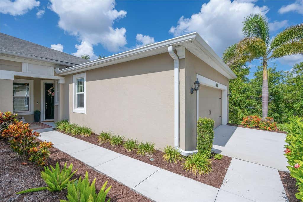 Photo of 11505 Cambium Crown Drive, Riverview, FL 33569 (MLS # TB8533041)