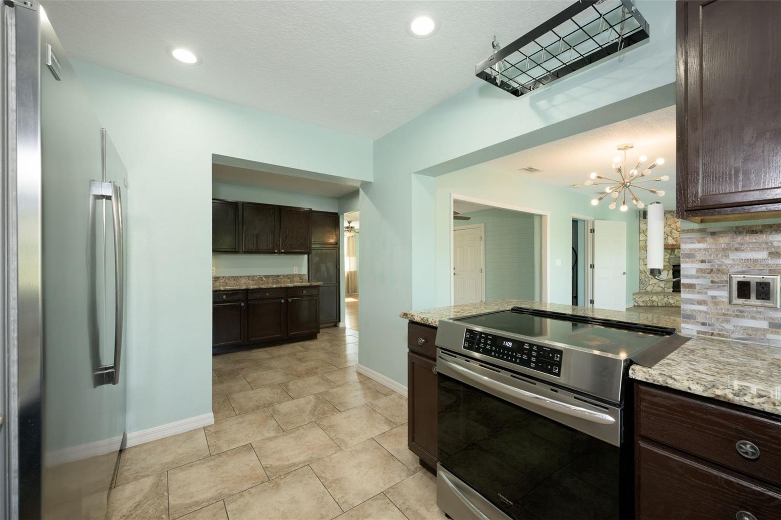 ROCKEFELLER HEIGHTS - Residential