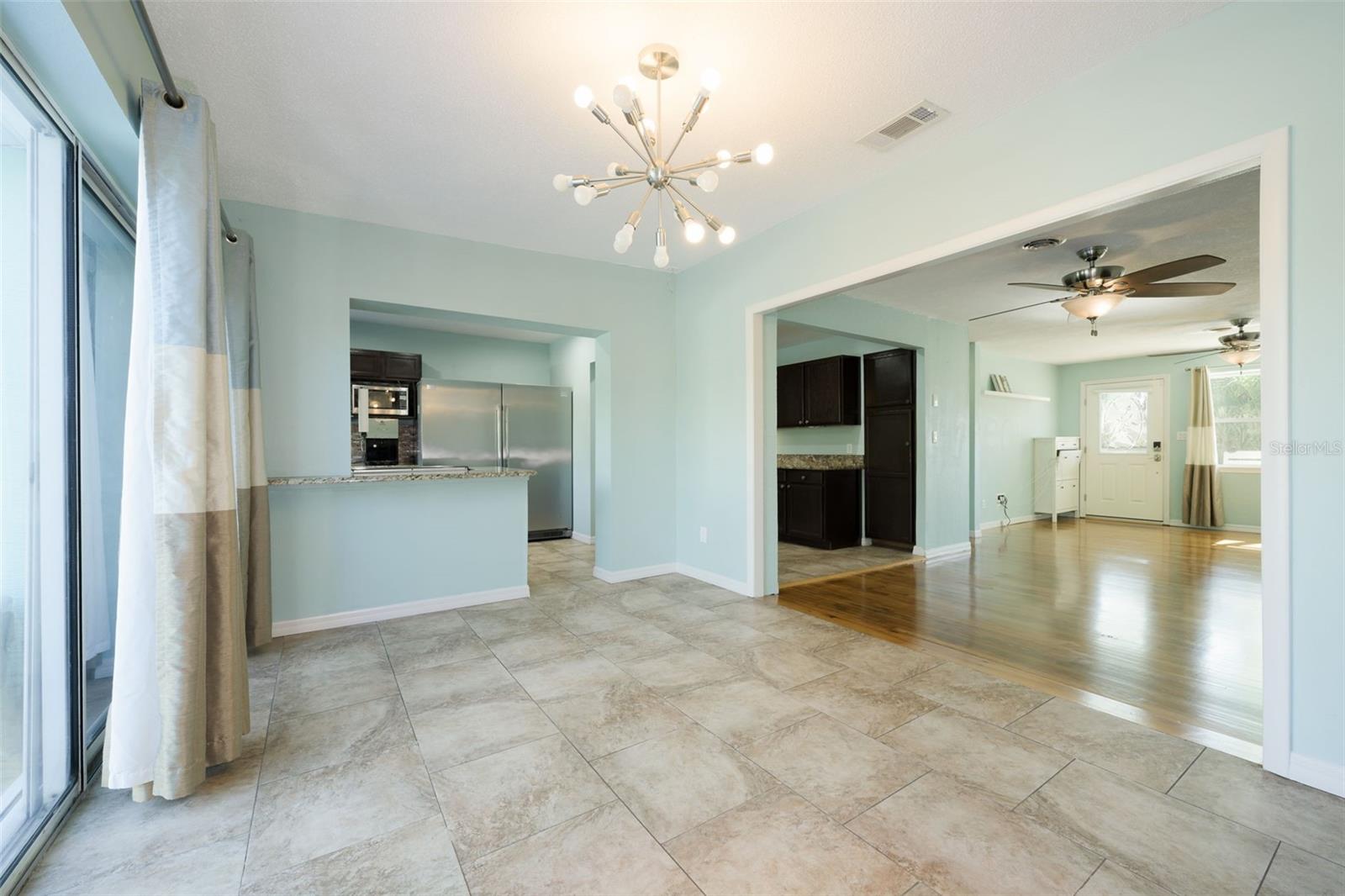 ROCKEFELLER HEIGHTS - Residential