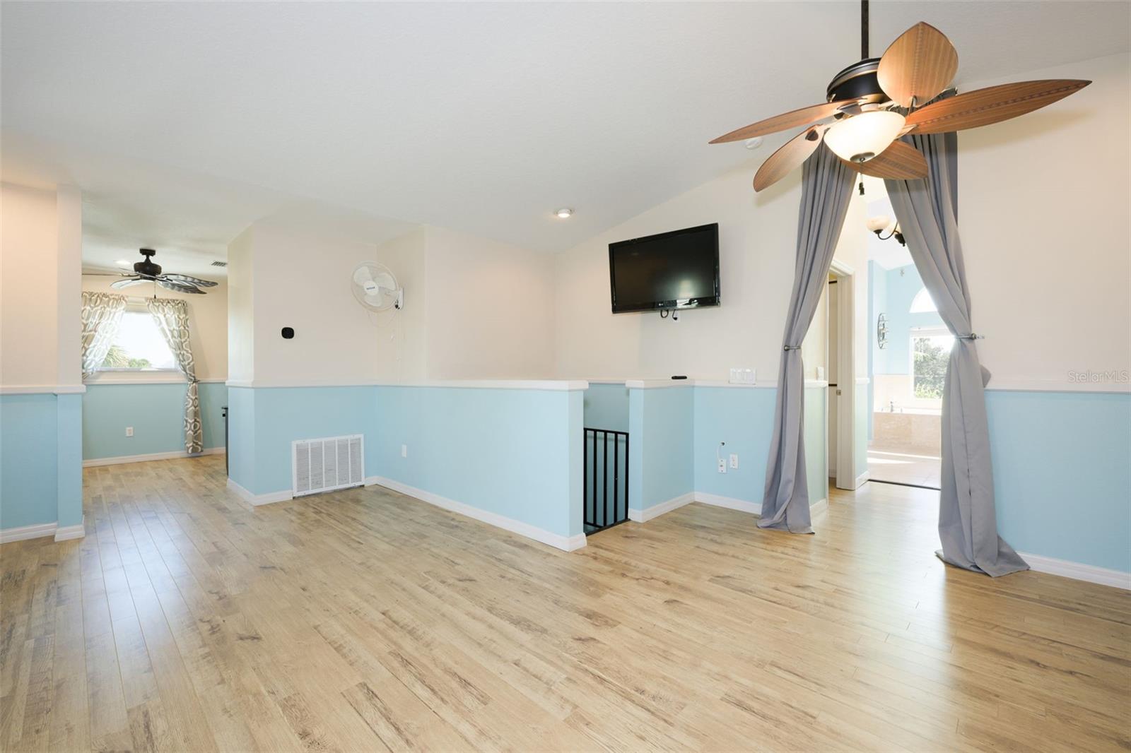 ROCKEFELLER HEIGHTS - Residential