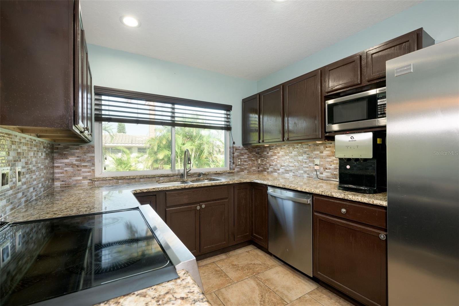 ROCKEFELLER HEIGHTS - Residential