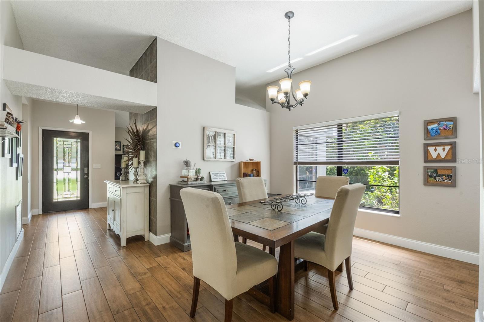 LAKEWOOD AT THE CROSSINGS UNIT 1 - Residential