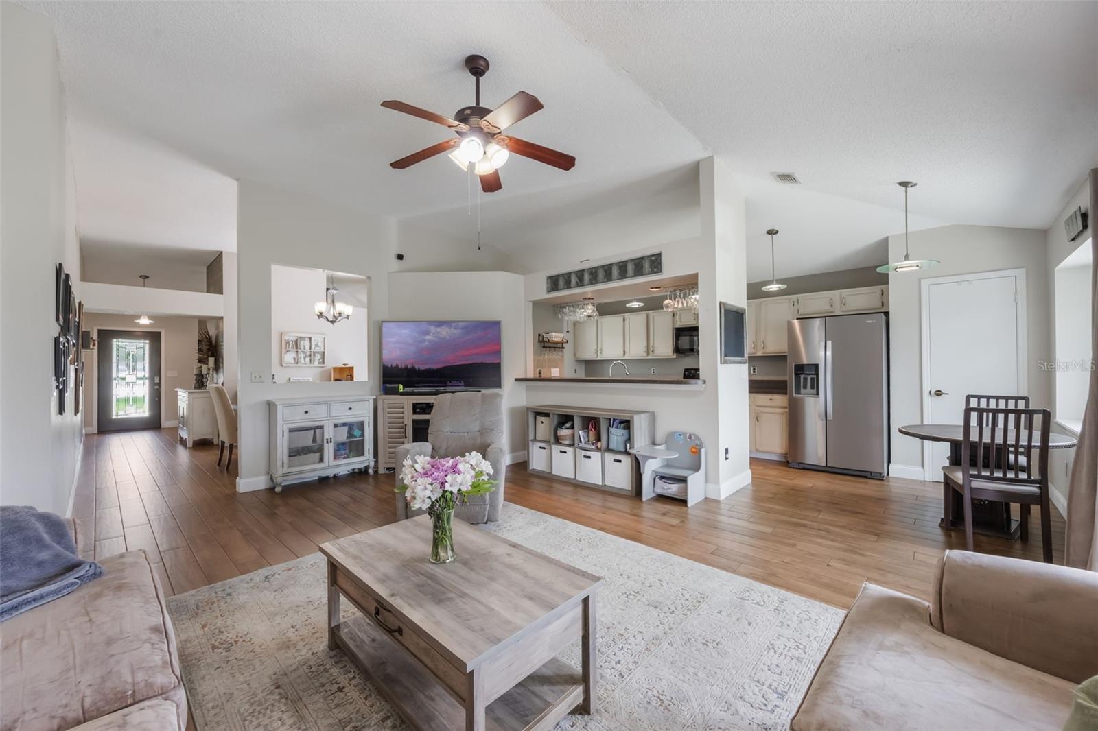 LAKEWOOD AT THE CROSSINGS UNIT 1 - Residential