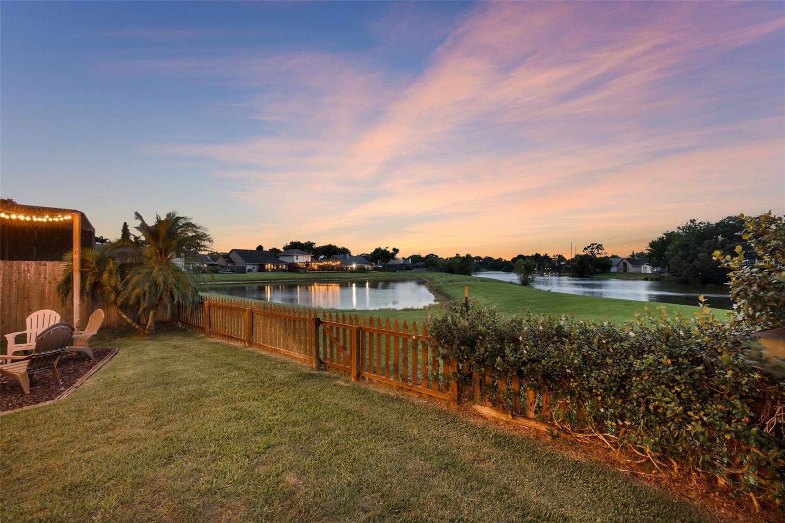LAKEWOOD AT THE CROSSINGS UNIT 1 - Residential