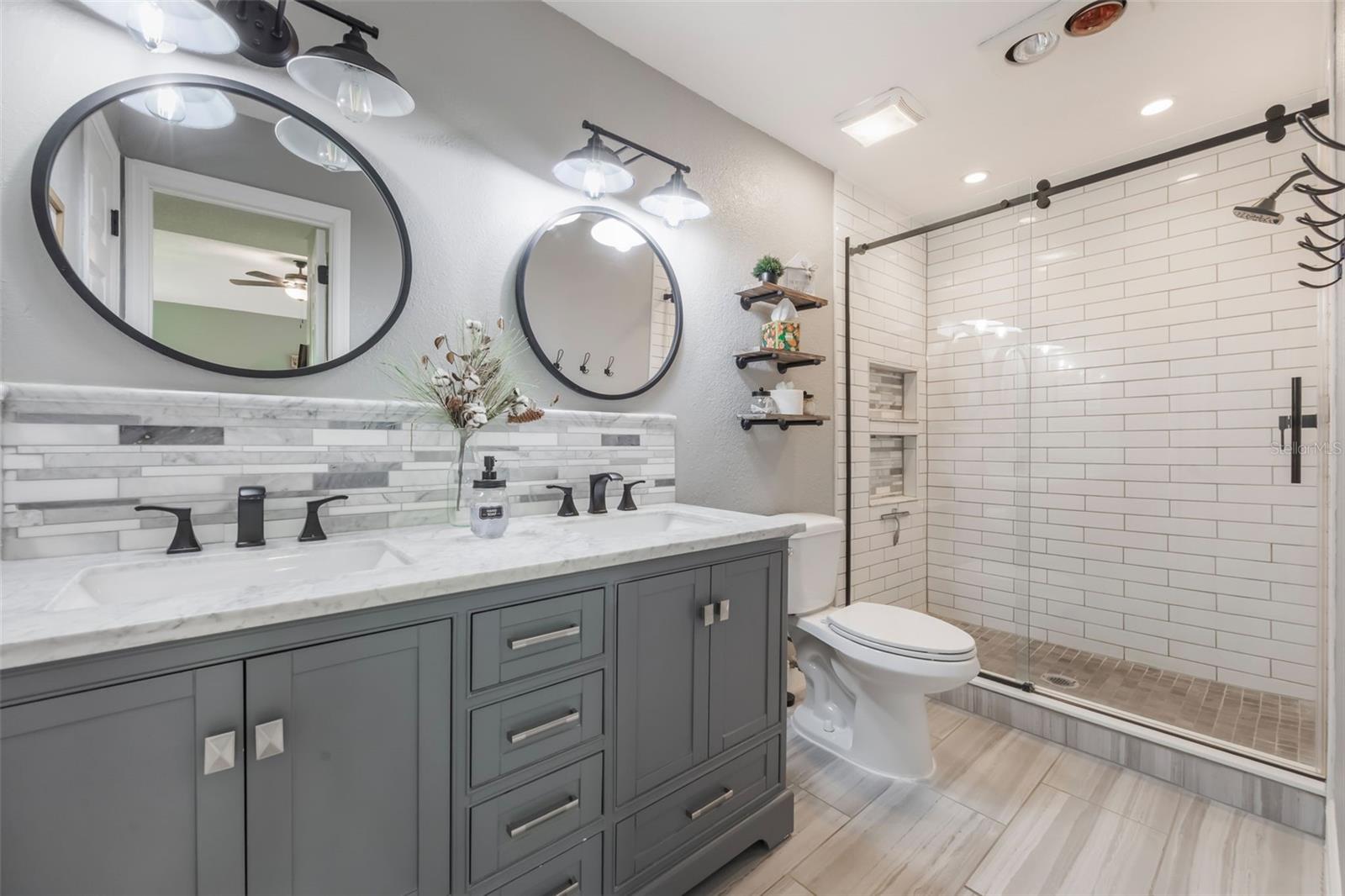 LAKEWOOD AT THE CROSSINGS UNIT 1 - Residential