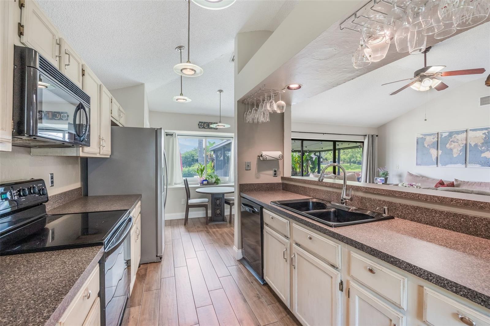 LAKEWOOD AT THE CROSSINGS UNIT 1 - Residential