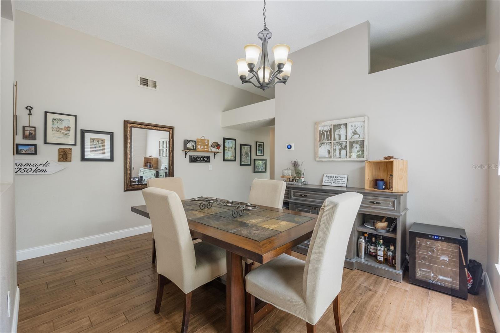 LAKEWOOD AT THE CROSSINGS UNIT 1 - Residential