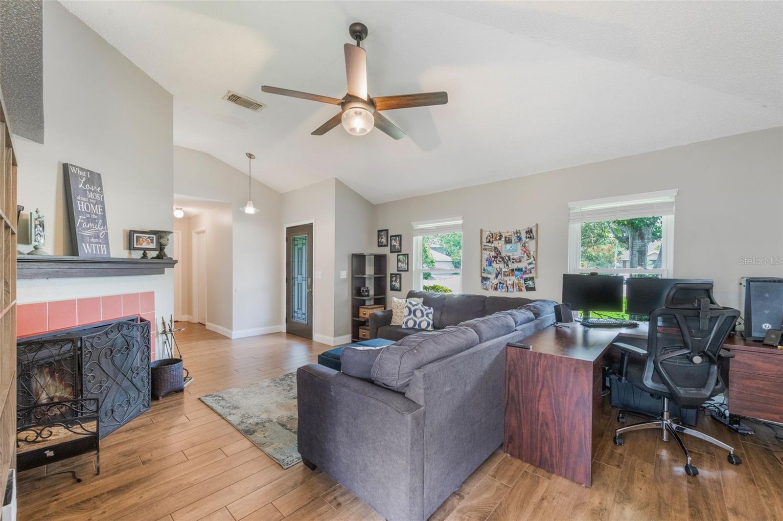 LAKEWOOD AT THE CROSSINGS UNIT 1 - Residential