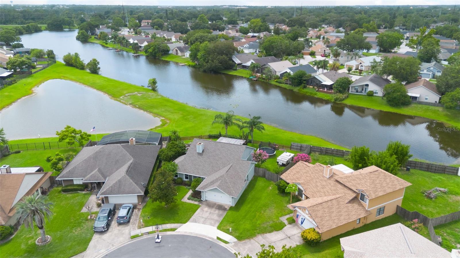 LAKEWOOD AT THE CROSSINGS UNIT 1 - Residential