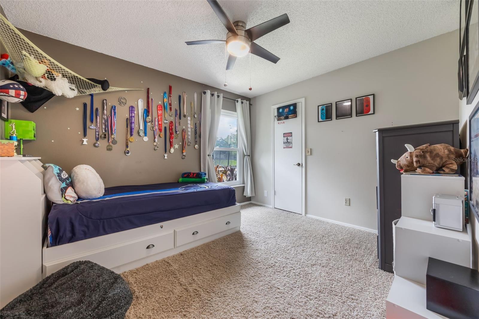 LAKEWOOD AT THE CROSSINGS UNIT 1 - Residential