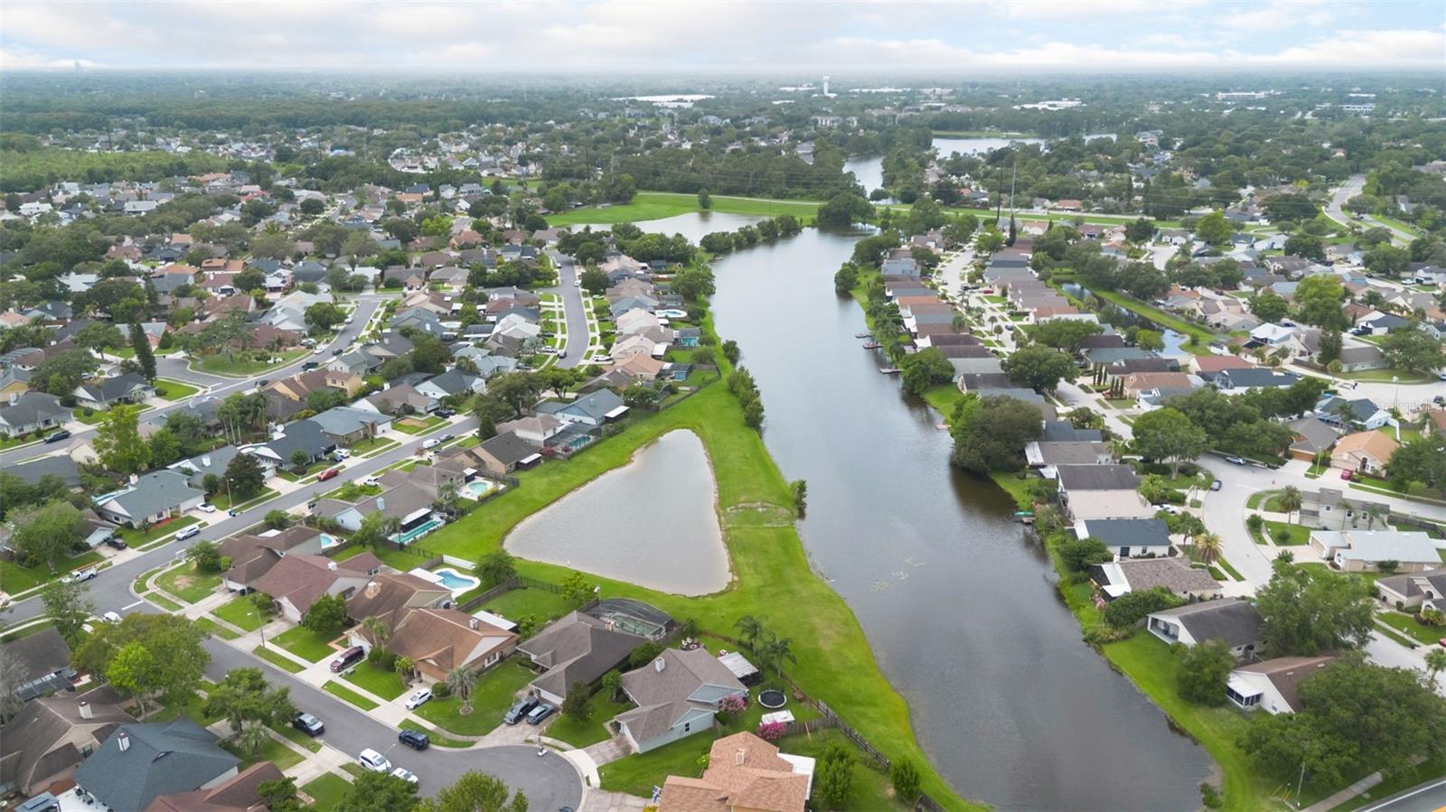 LAKEWOOD AT THE CROSSINGS UNIT 1 - Residential