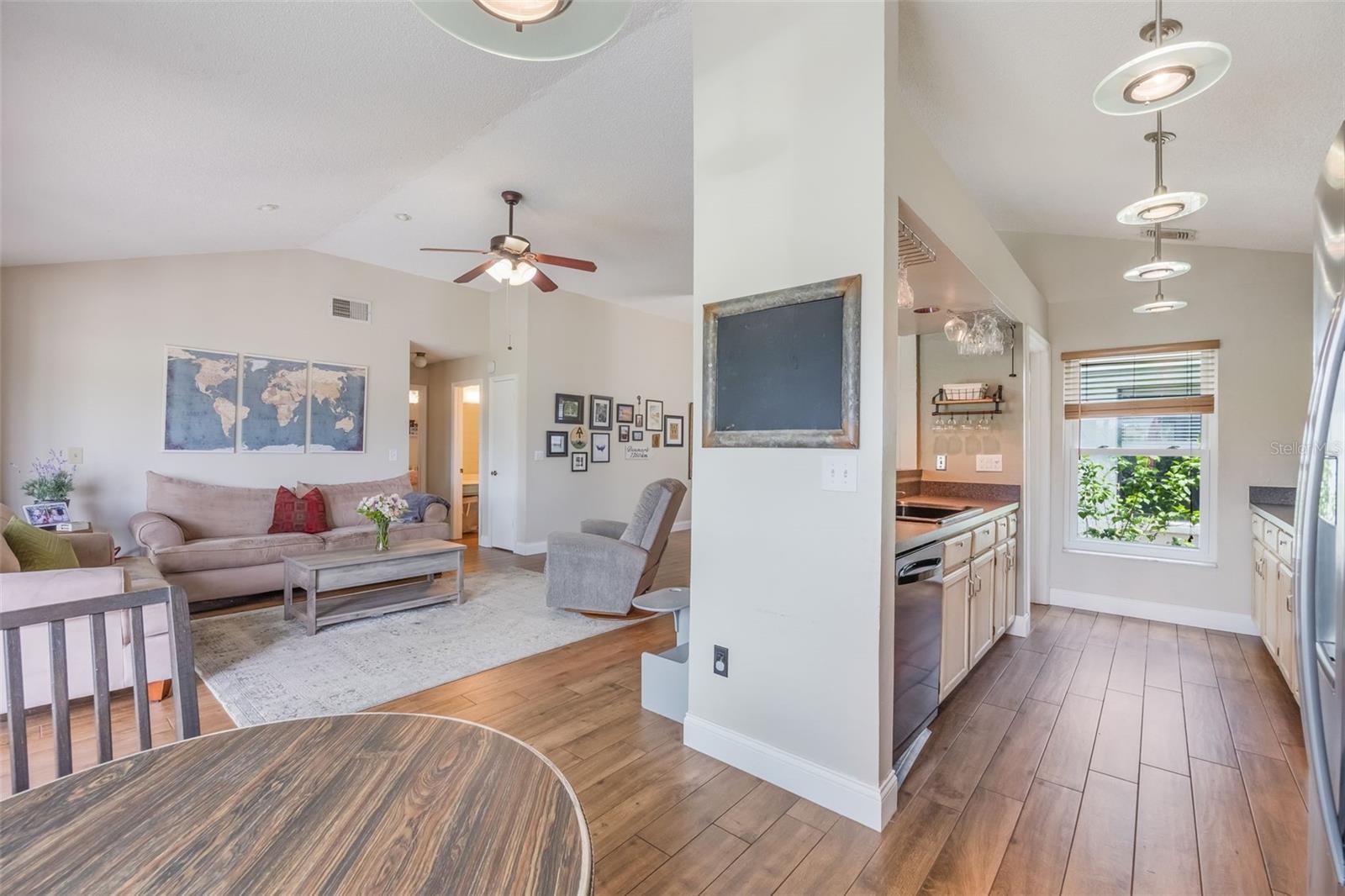 LAKEWOOD AT THE CROSSINGS UNIT 1 - Residential