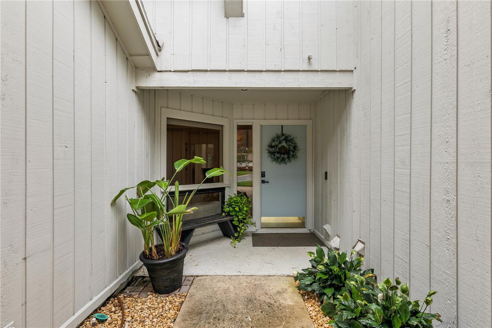 2538 LONG IRON COURT