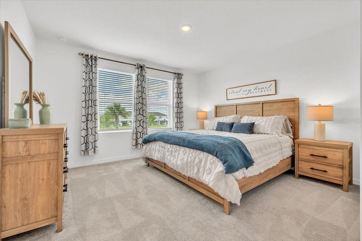 TOWNHOMES AT AZARIO - Residential