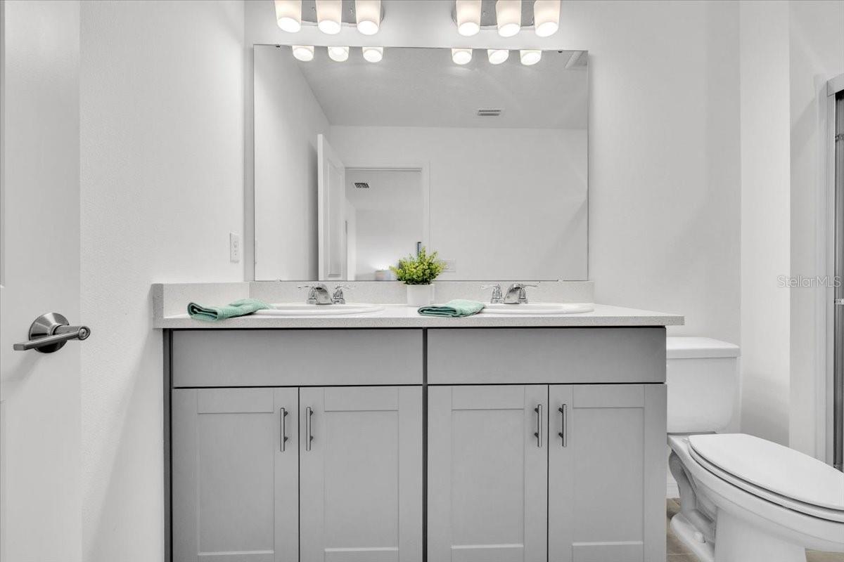 TOWNHOMES AT AZARIO - Residential