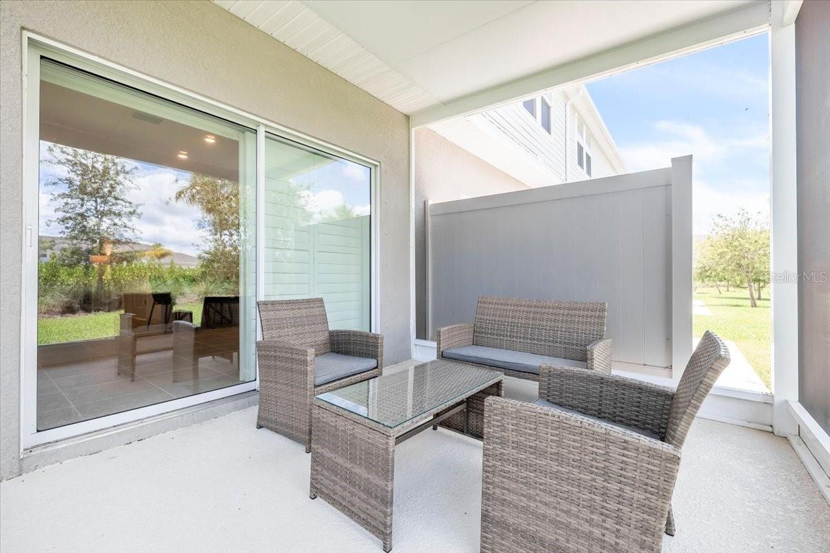 TOWNHOMES AT AZARIO - Residential