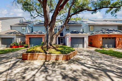 A home in TAMPA