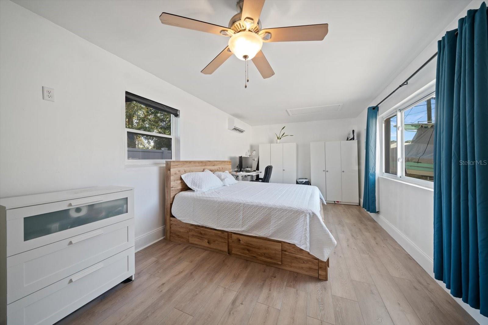 FRANCELLA PARK - Residential