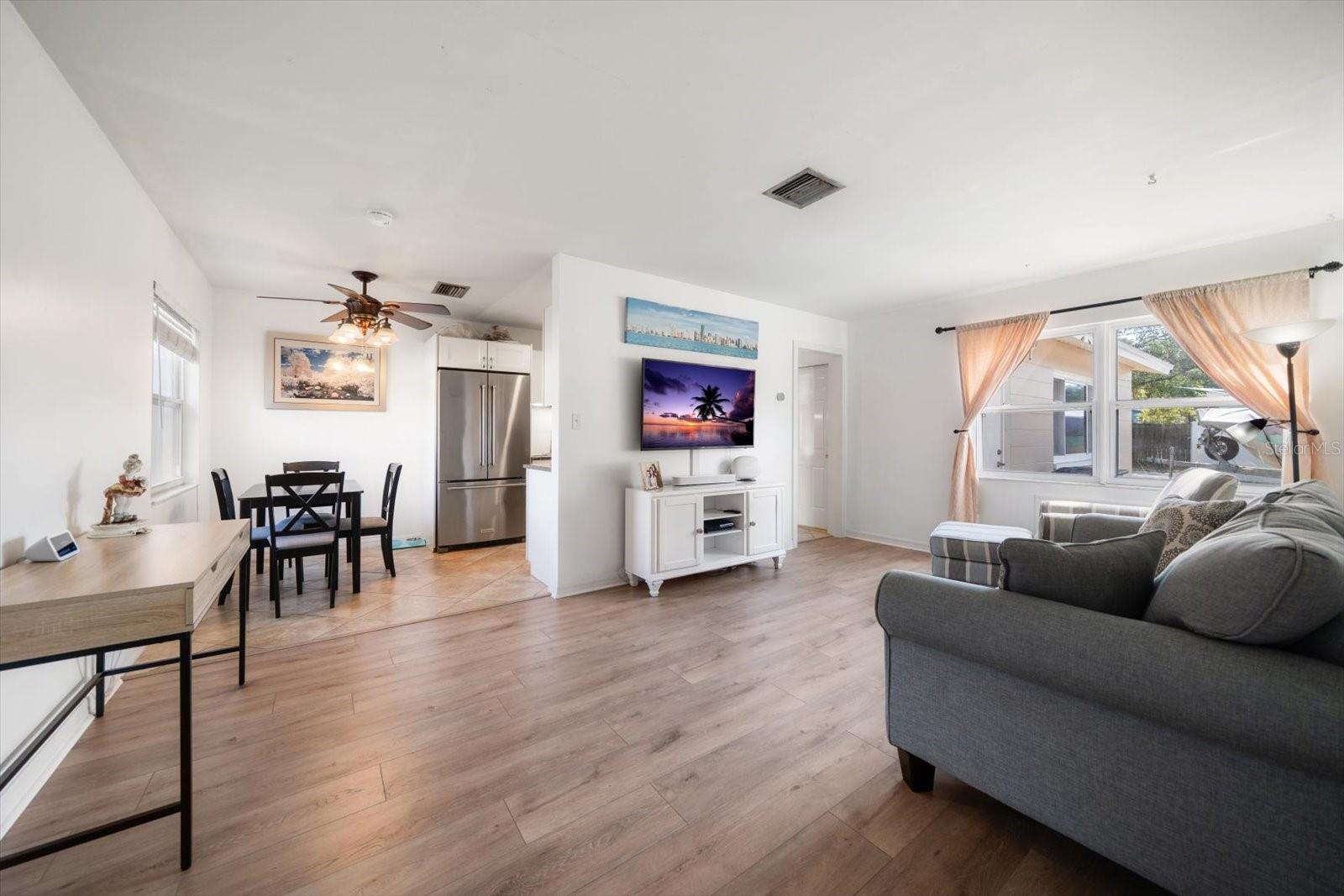 FRANCELLA PARK - Residential