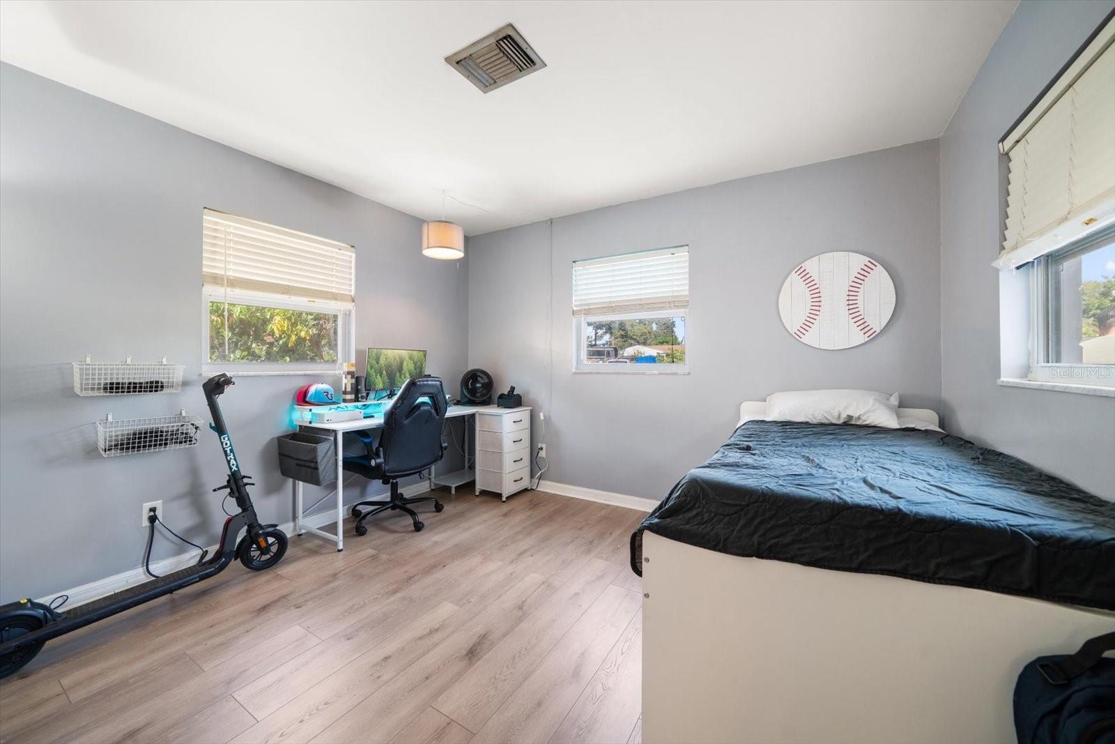 FRANCELLA PARK - Residential