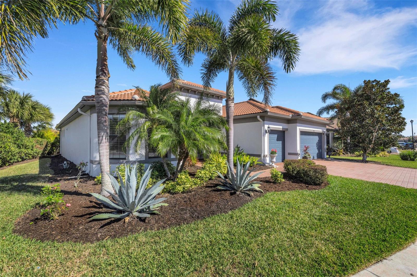 SANDHILL PRESERVE - Residential