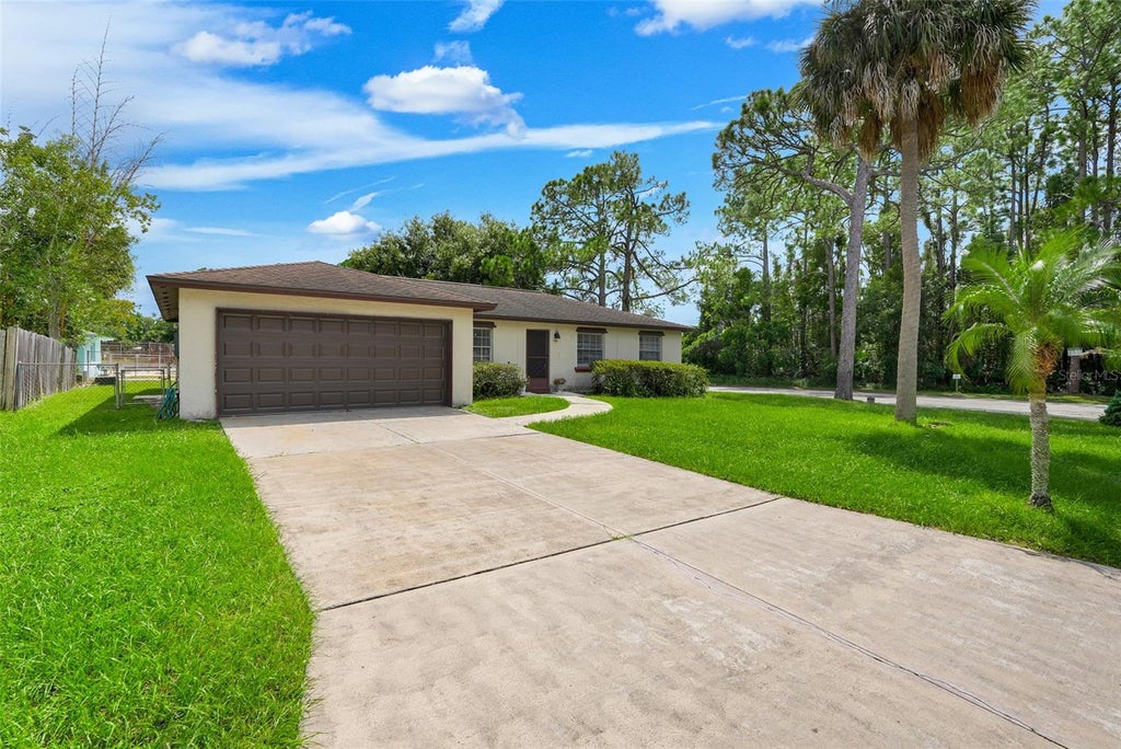 Photo of 306 Loch Low Drive, Sanford, FL 32773 (MLS # G5118083)