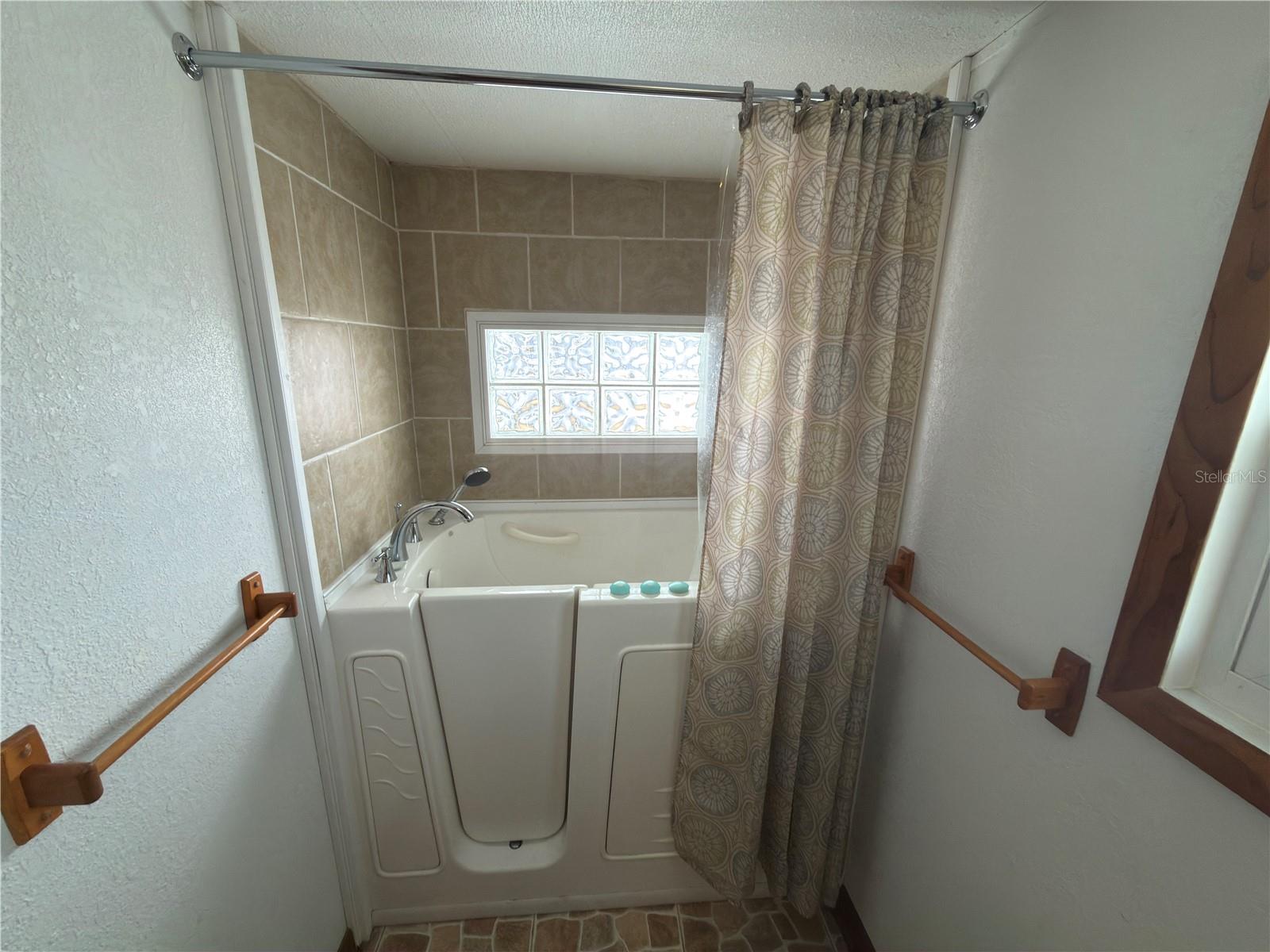 MOUNT OLIVE SHORES PH 02 - Residential