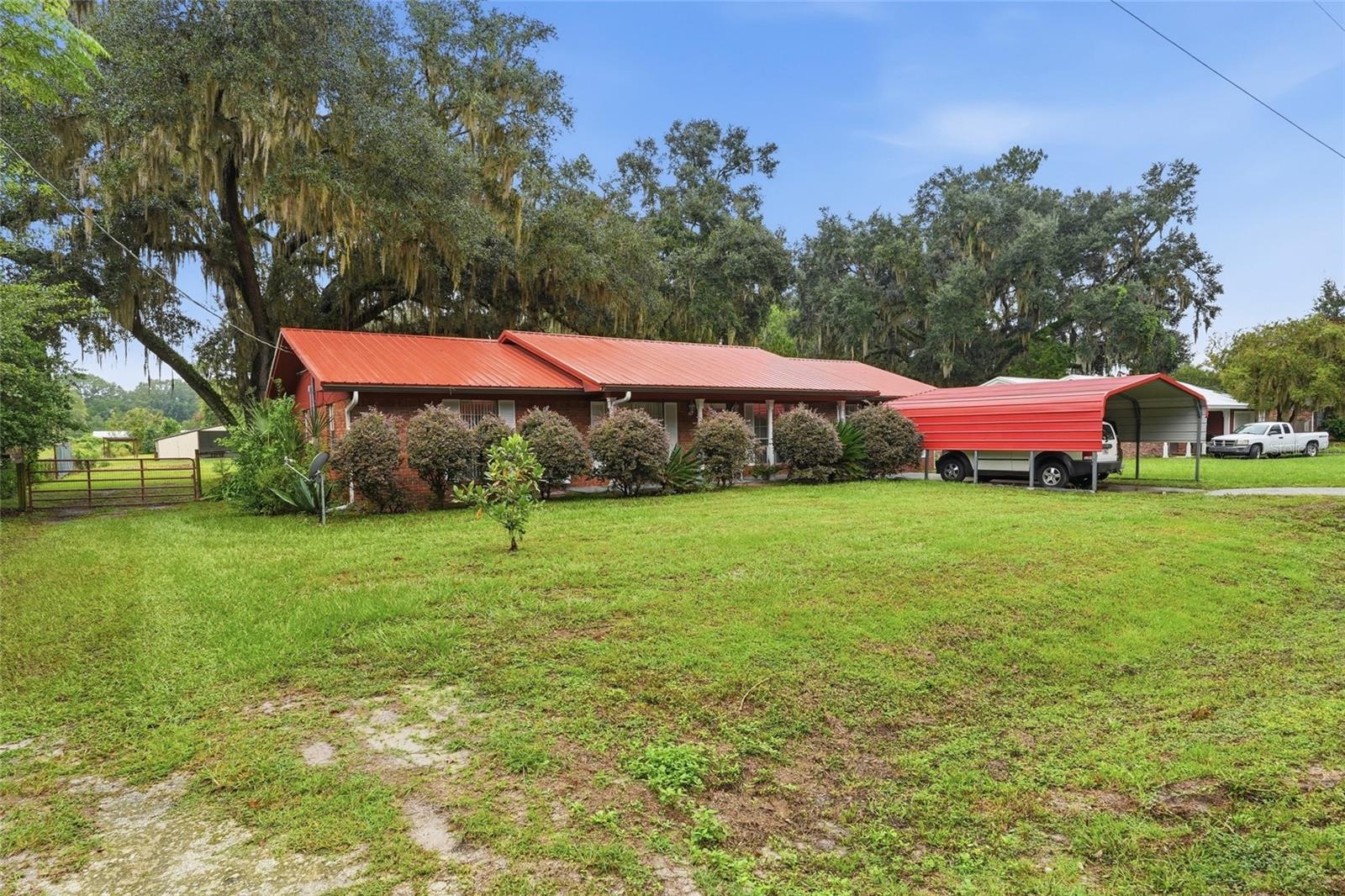 234 SE EMERSON COURT